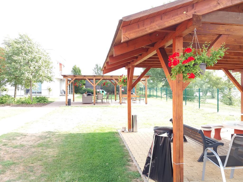 Vila Moravia Pasohlavky Bagian luar foto