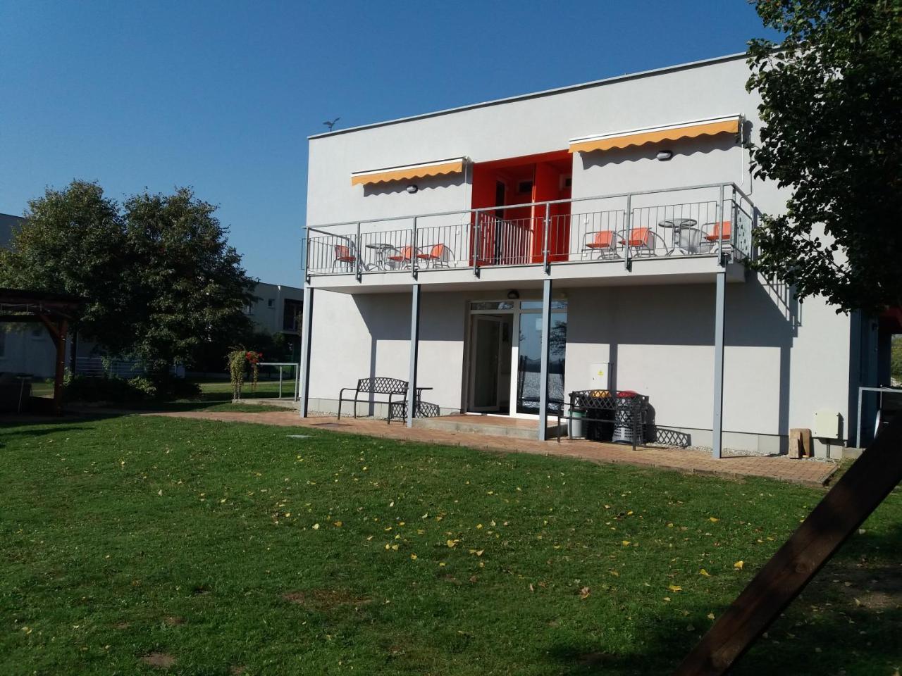Vila Moravia Pasohlavky Bagian luar foto